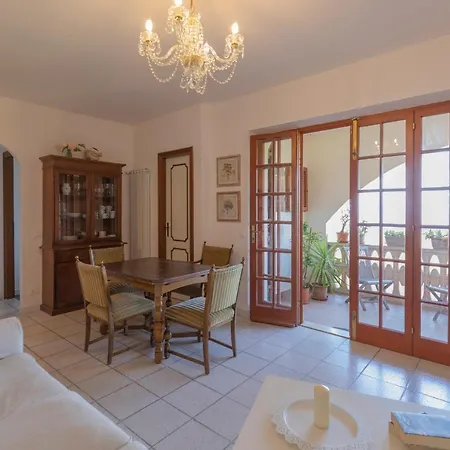 بيت للعطل Helloelba